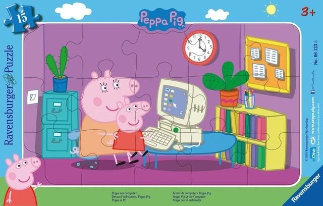 Ravensburger puzzle 061235 Prasiatko Peppa: Pred počítačom 15...