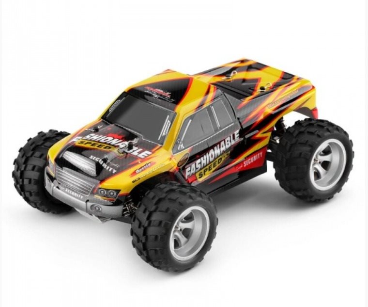 Siva Flamer Monster Truck Fire 4 × 4 žltá RC auto