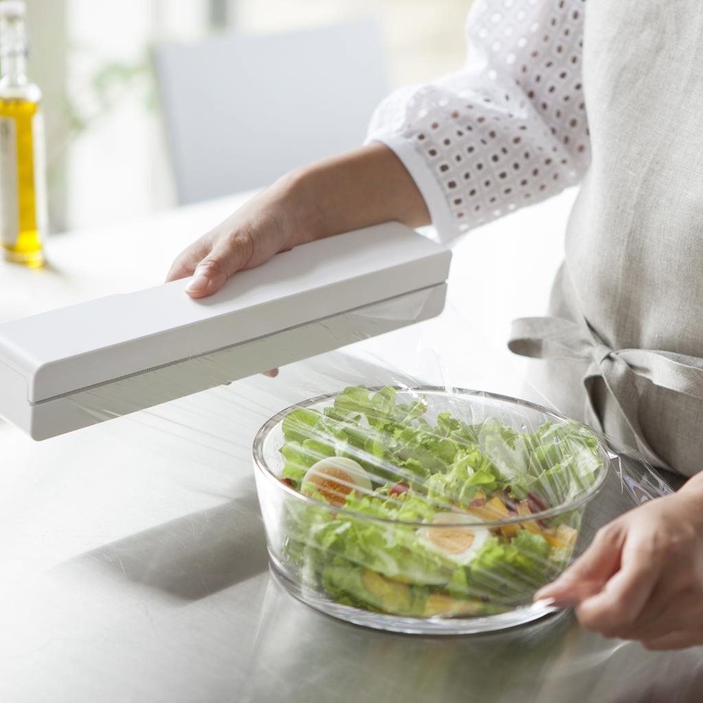 YAMAZAKI Držiak na kuchynské fólie magnetický Tower 3247, biely...