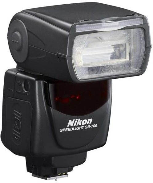 Nikon SB-700 Externý blesk