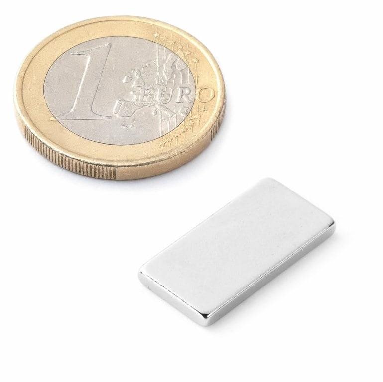 SOLLAU neodymový hrubý hranol 20 × 10 × 2 mm – balenie 5 ks Magnet