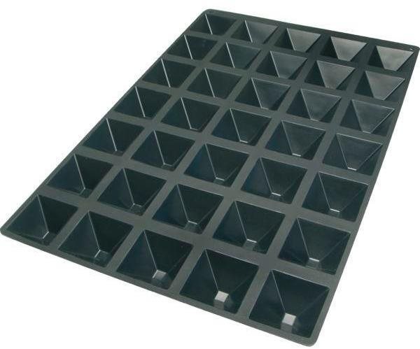Silikomart Forma na pyramidy silikonová na 35 ks