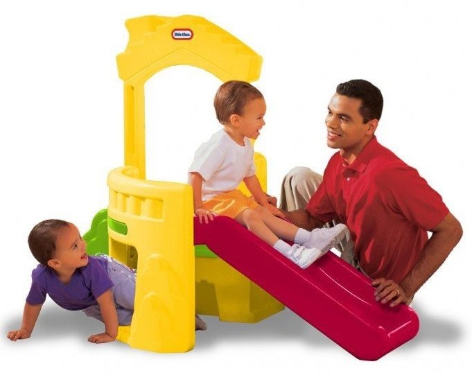 Little Tikes Duhová prolézačka se skluzavkou