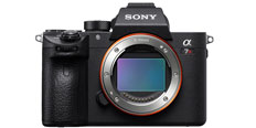 https://cdn.alza.cz/foto/imggalery/image/article/Fotomagazin/sony-a7r-iii/sony-a7r-iii-test.jpg