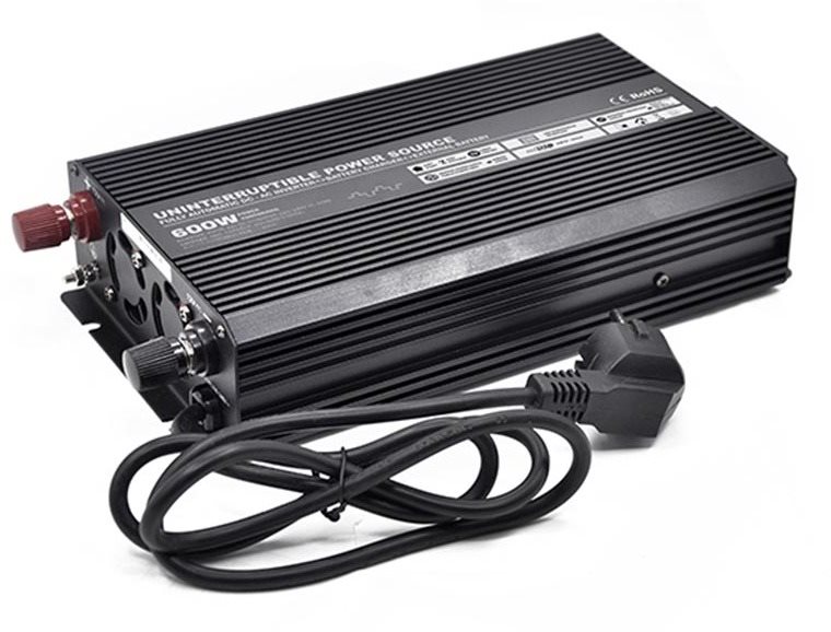 Carspa Měnič napětí UPS600-12 12V/230V 600W s nabíječkou 12V/10A a funkcí UPS