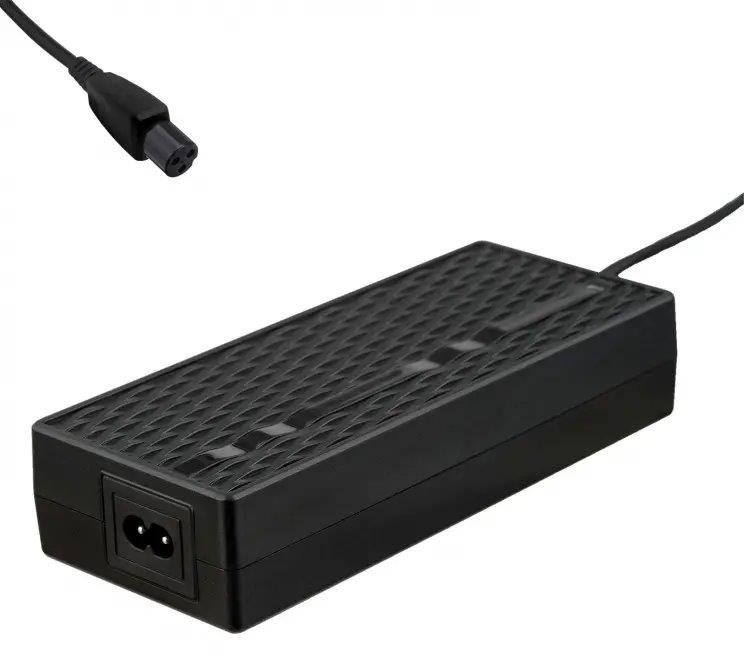 Akyga napájecí zdroj IEC C8 / Mini XLR 3-pin 9mm, 84W - 1m