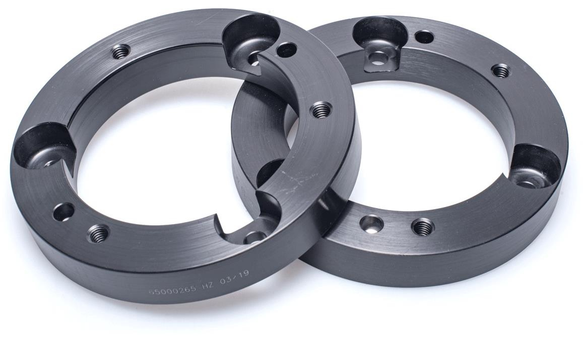 ST Suspensions podložky pro zvýšení vozu pro BMW řada 3 Cabrio (E36, E46, E93), +20 mm