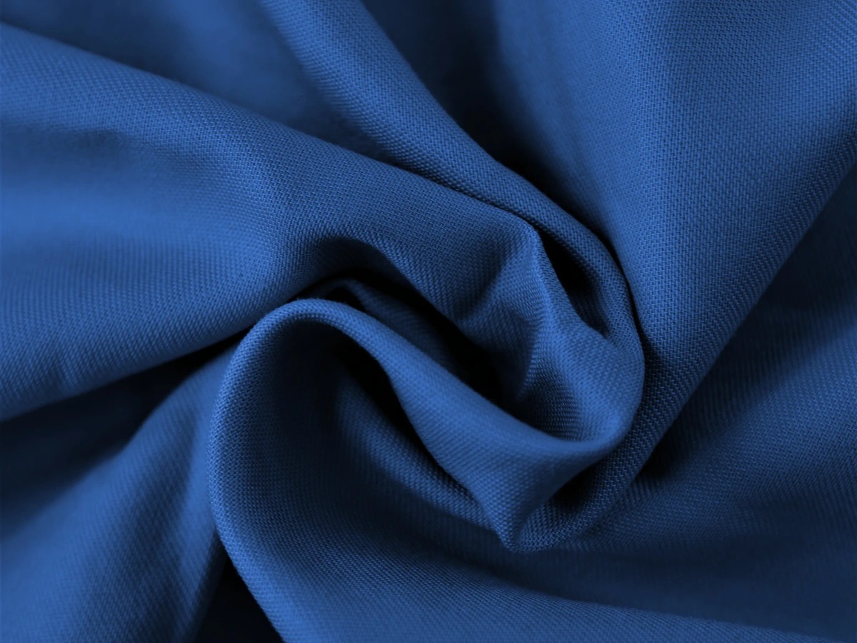 Brotex Napínací saténové prostěradlo tmavě modré, 180 × 200 cm dvojlůžko