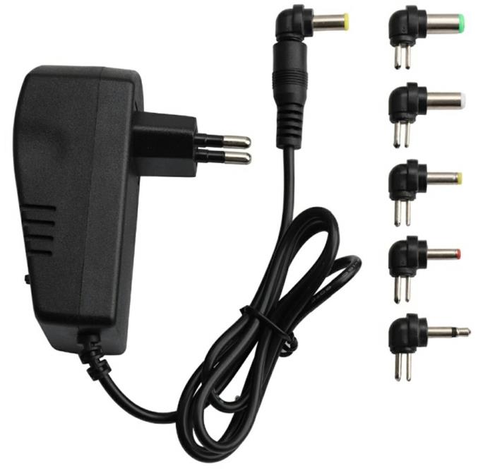APT Univerzální AC adaptér s 6 výměnnými koncovkami 30 W
