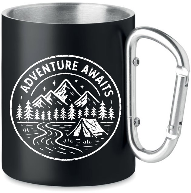 Coolkousky Plechový hrnek s karabinou - adventure awaits