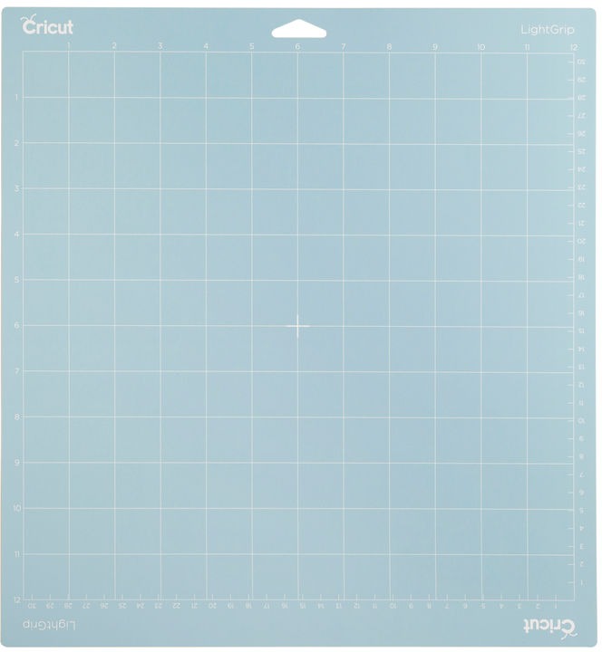 Cricut Explore/Maker LightGrip Machine Mat (30x30cm) 1-pack - podložkový materiál pro snadné a přesné řezání materiálů.