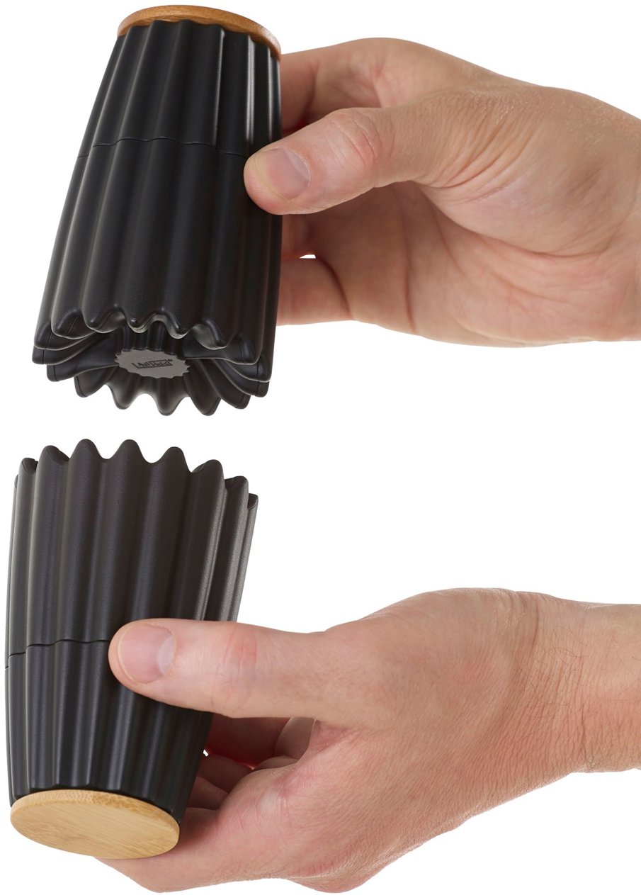 AdHoc Magnetický mlýnek na sůl a pepř MagTwo Černý 19,5 cm