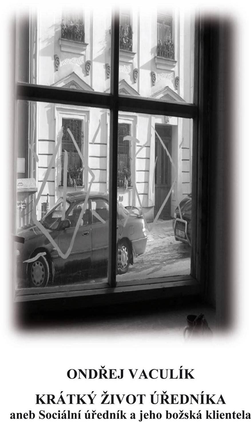 Krátký život úředníka