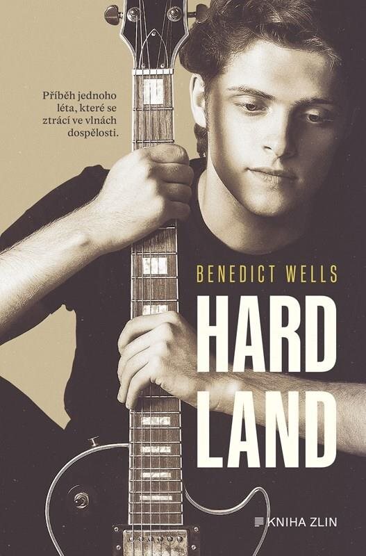 Hard Land: Příběh jednoho léta, které se ztrácí ve vlnách dospělosti