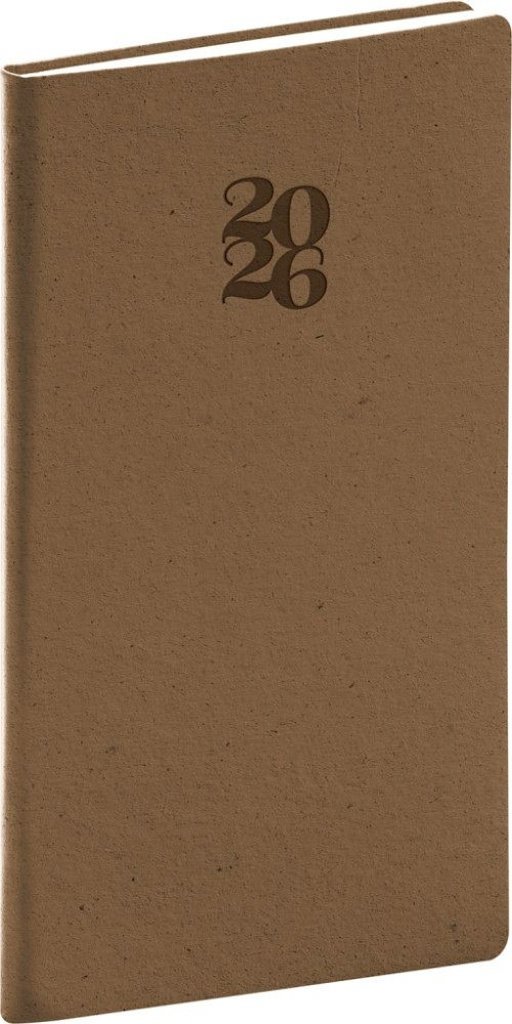 Kapesní diář Essenza 2026 oříšek od NOTIQUE - perfektní společník pro každodenní rutinu.