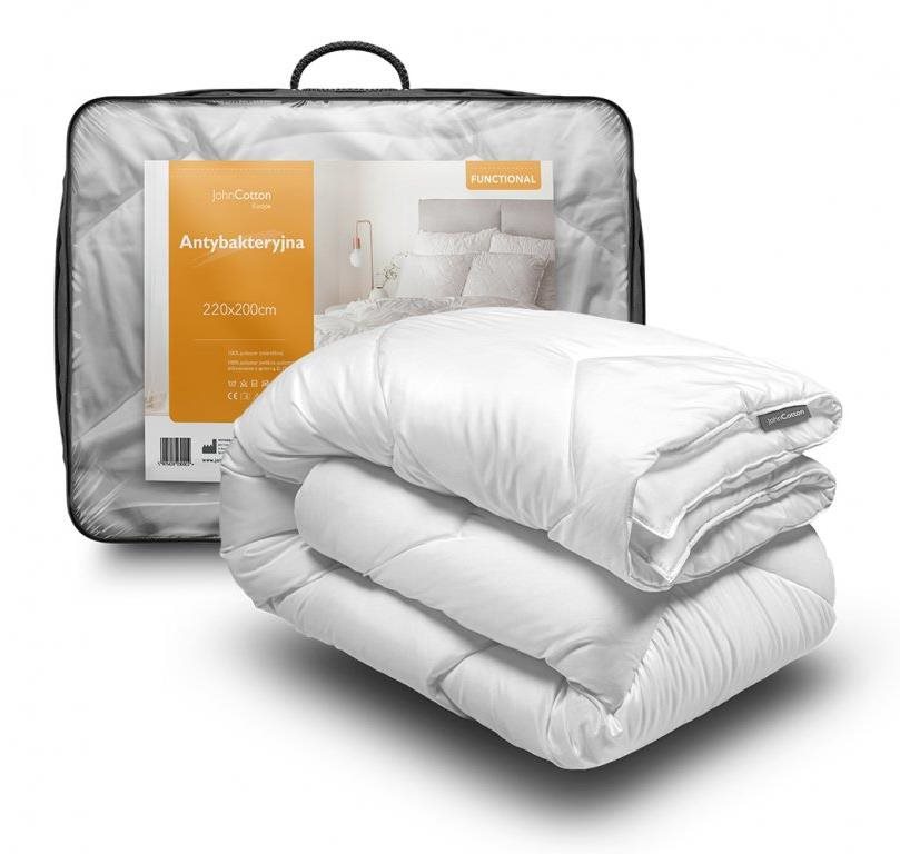 John Cotton Prošívaná celoroční přikrývka pro alergiky ANTIBACTERIAL 200x220 cm mikrovlákno