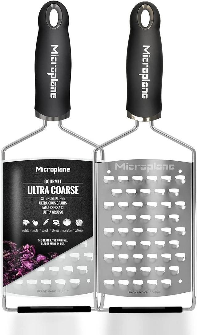 Microplane Gourmet Struhadlo ultrahrubé s rukojetí černá