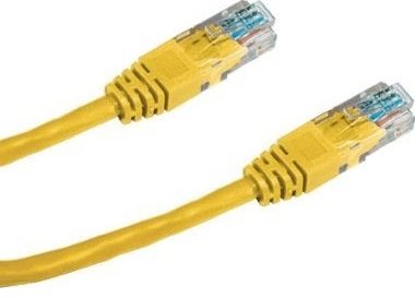Úzký kabel CAT5E UTP s žlutou izolací o délce 3 metry.