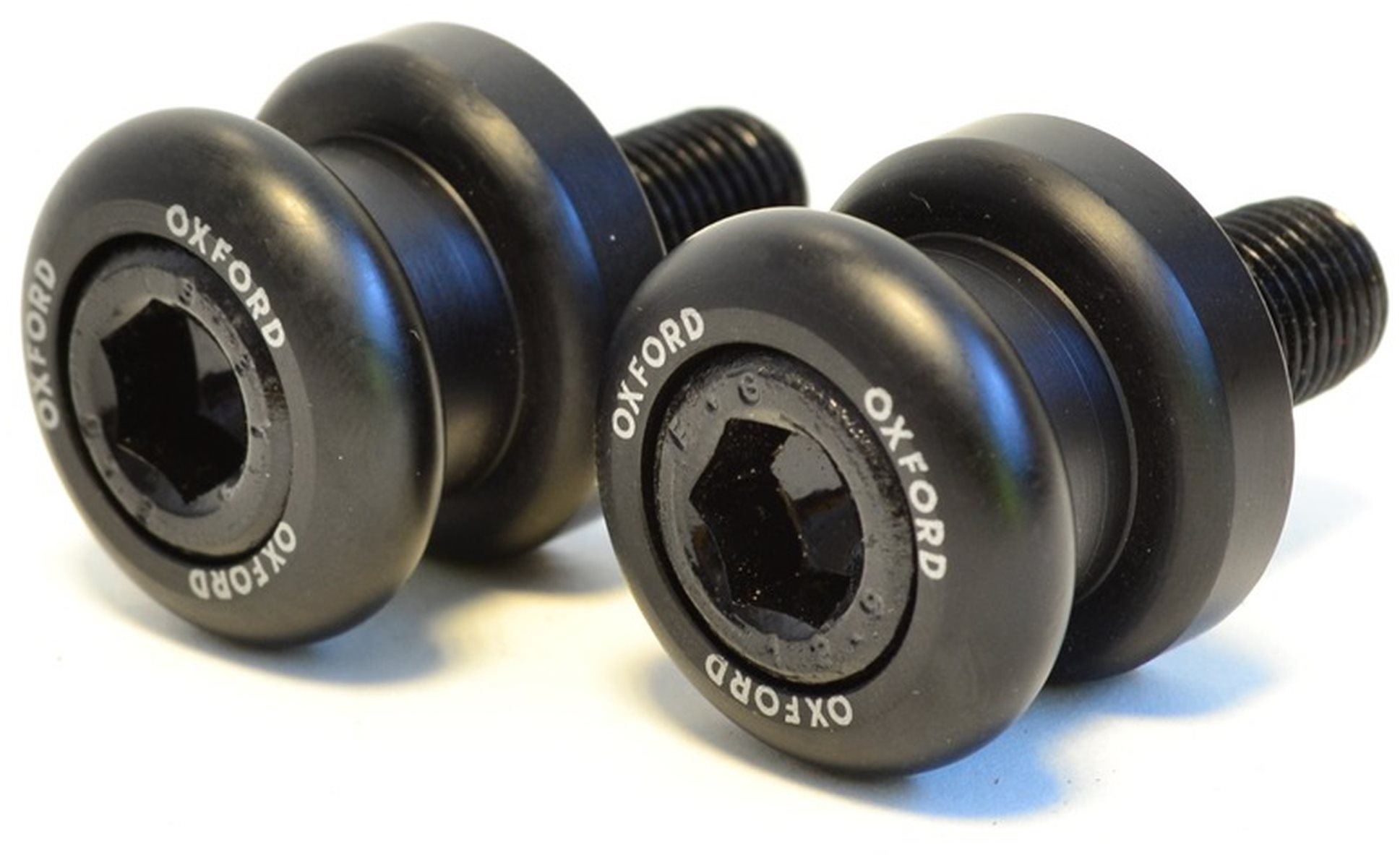 OXFORD M007-64 rolny - adaptéry kyvné vidlice pro osazení zadního stojanu, šroub M8, závit 1.25