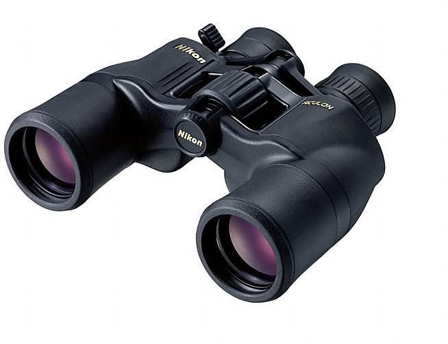 Nikon Aculon A211 Zoom 8-18x42