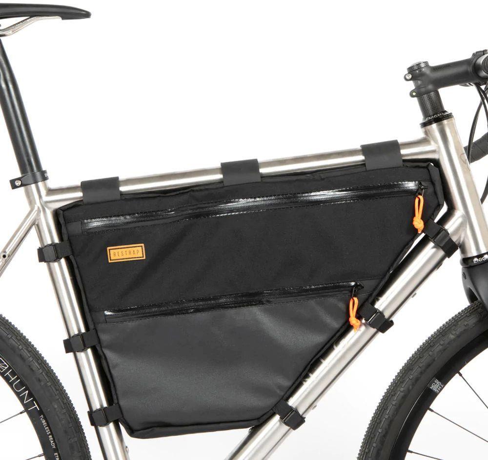 Restrap Brašna do rámu Standard Full frame Bag 9 l - black