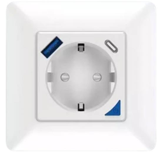 BOT Chytrá zásuvka WP3 s USB a dálkovým ovladačem